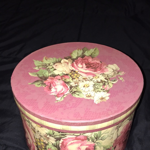 Suede Hat with Fox Hair Trim - Picture 9 of 11